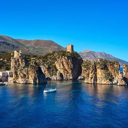 Casa Vacanze La Terrazza Sul Golfo Кастелламмаре-дель-Голфо Экстерьер фото