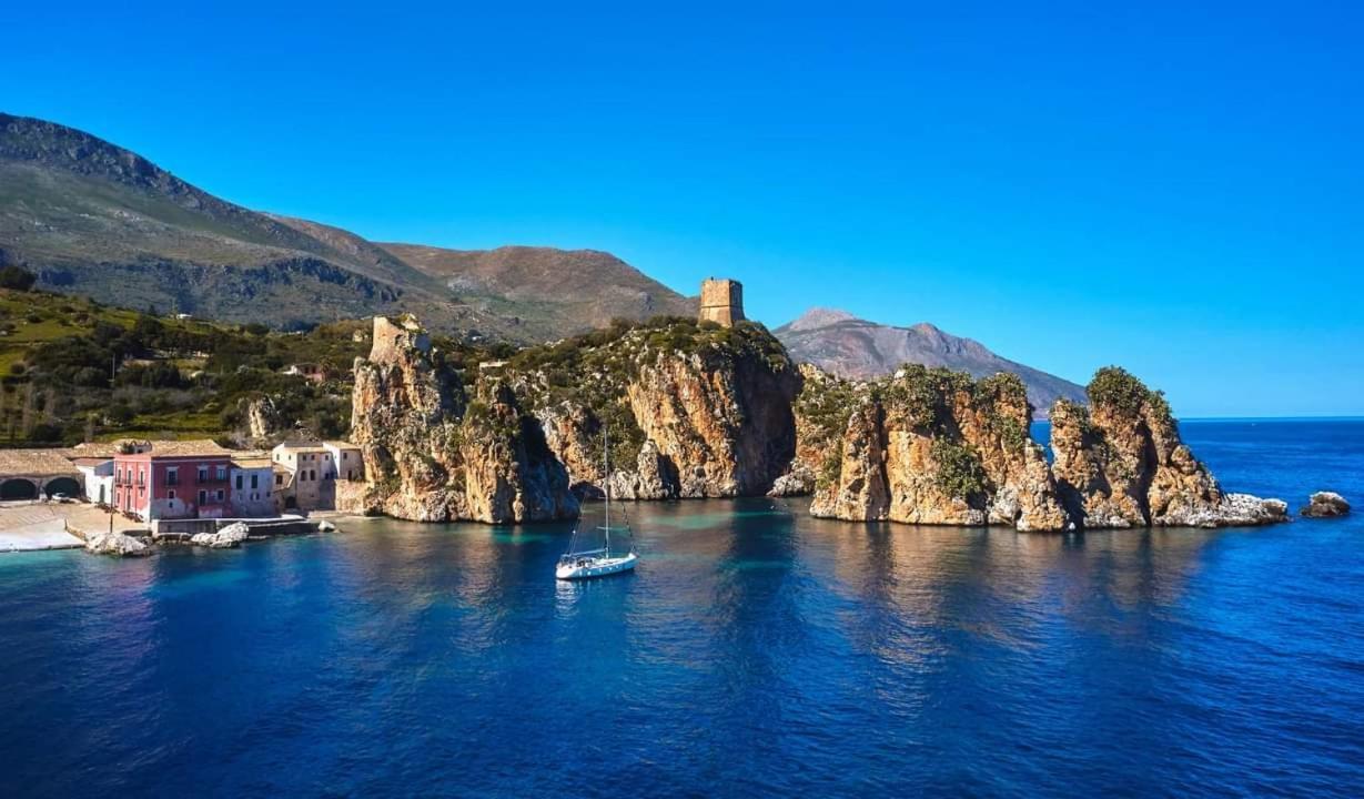 Casa Vacanze La Terrazza Sul Golfo Кастелламмаре-дель-Голфо Экстерьер фото