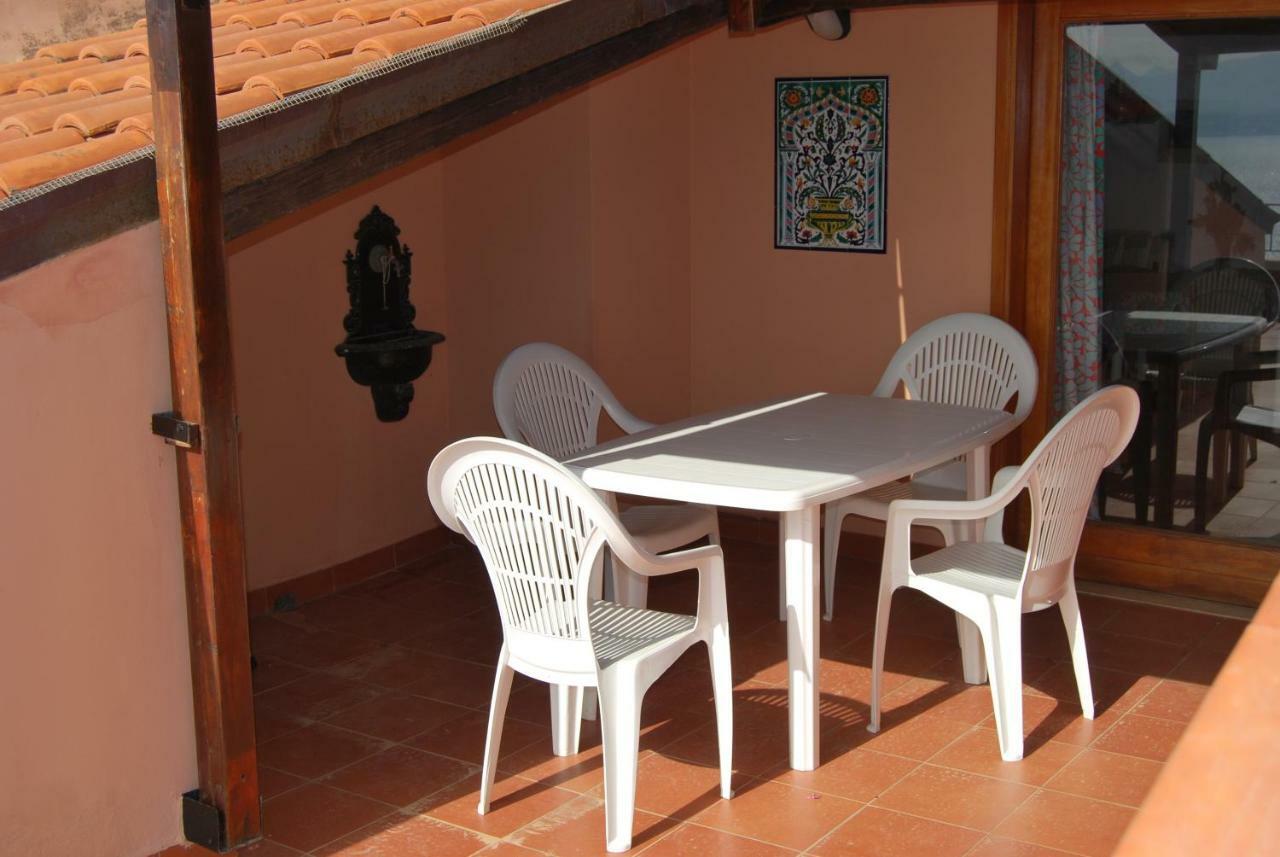 Casa Vacanze La Terrazza Sul Golfo Кастелламмаре-дель-Голфо Экстерьер фото