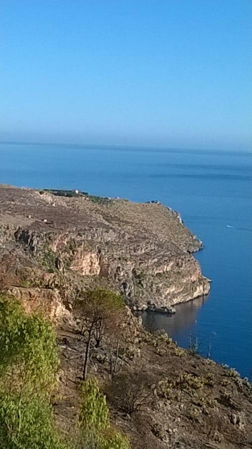Casa Vacanze La Terrazza Sul Golfo Кастелламмаре-дель-Голфо Экстерьер фото